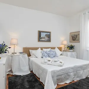Apartament San Polo Near Rialto Fish Market, Wenecja